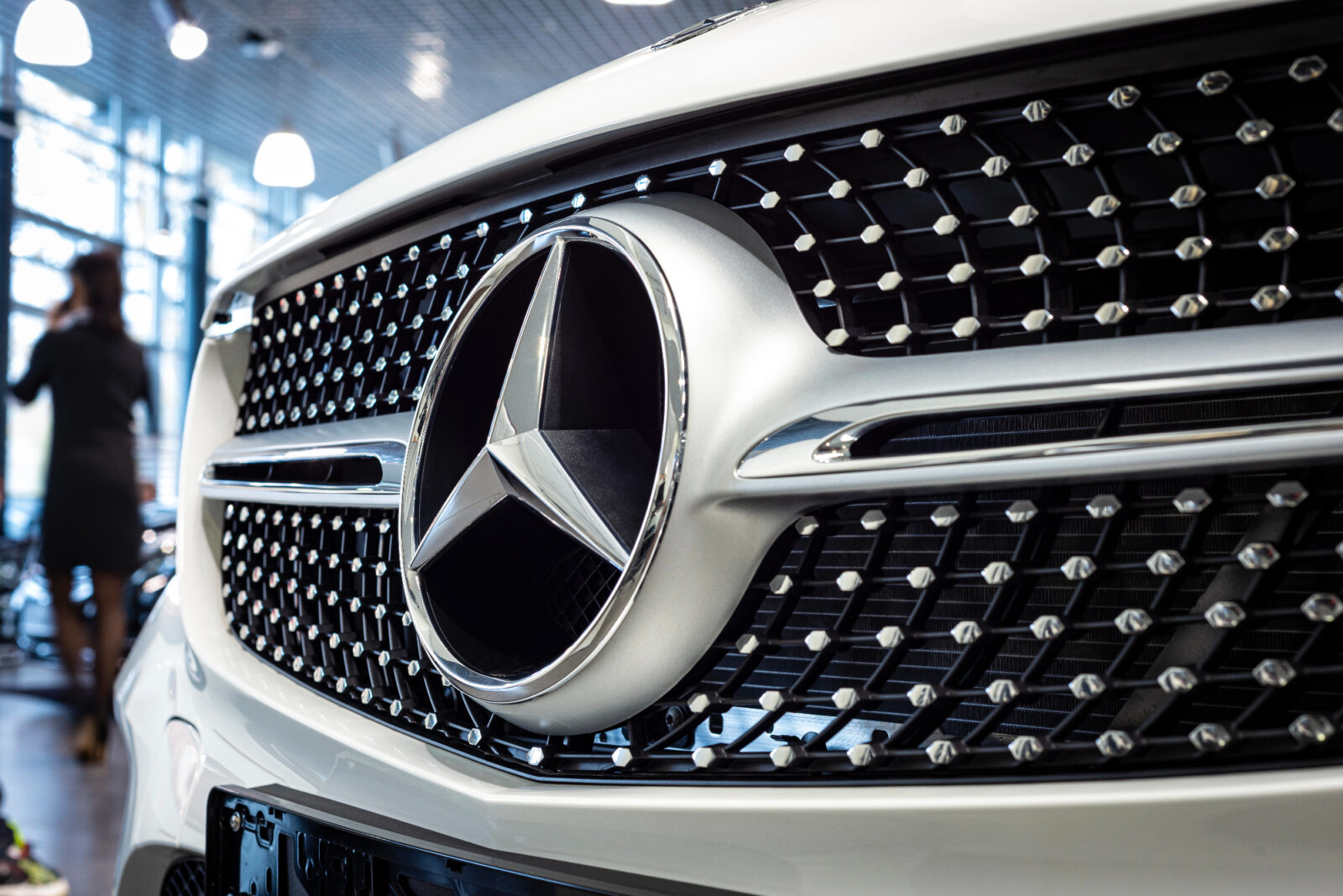 Moj leseni modela prvega avtomobila Mercedes je prejel prvo nagrado